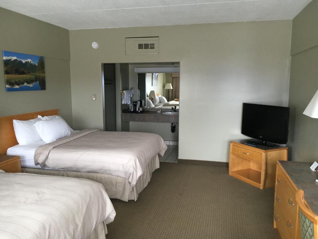 Days By Wyndham 3* Golden